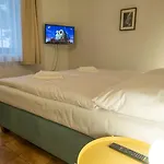 Jaktstuga Wellness Privát štyri Lipy *