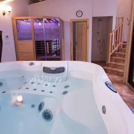 Wellness Privát štyri Lipy *