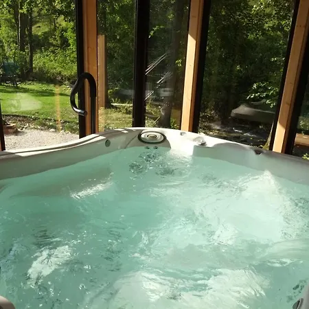 Wellness Privát štyri Lipy *