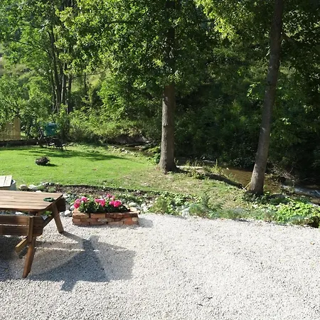 Wellness Privat Styri Lipy Lodge *