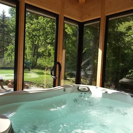 Wellness Privat Styri Lipy Lodge *